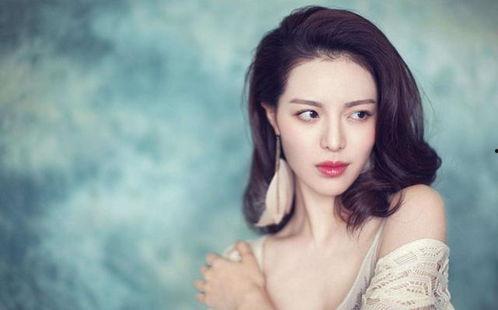 钟楚曦爆料男友视频,甜蜜瞬间引网友热议